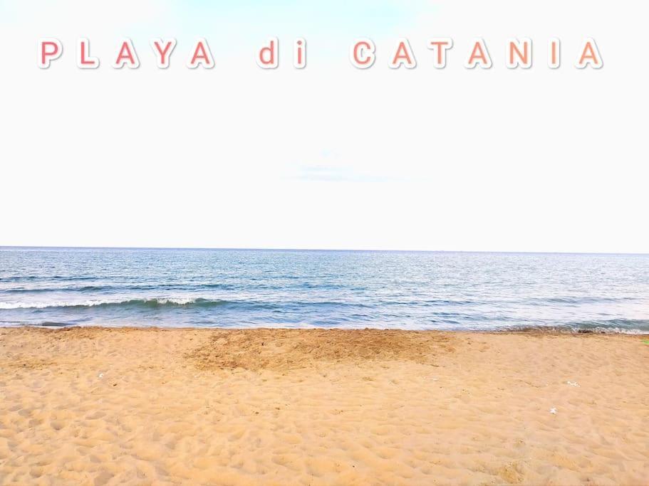 Carrata House Apartment คาตาเนีย ภายนอก รูปภาพ